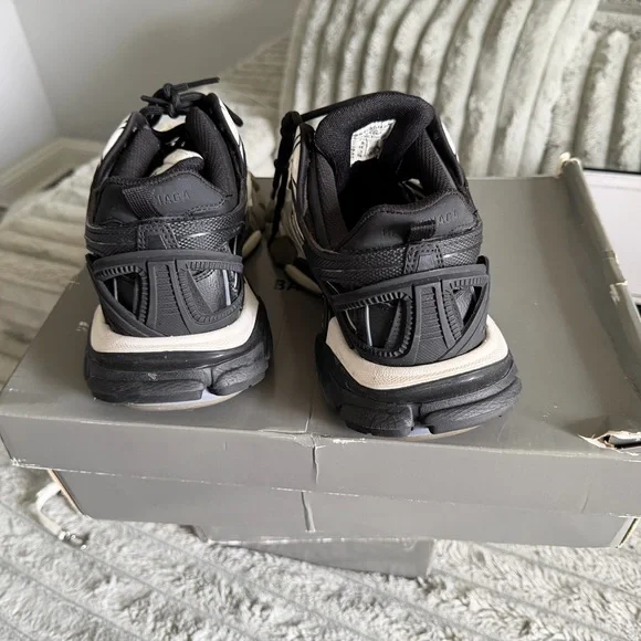 Balenciaga Beige and Black Athletic Shoes - Picture 6 of 7